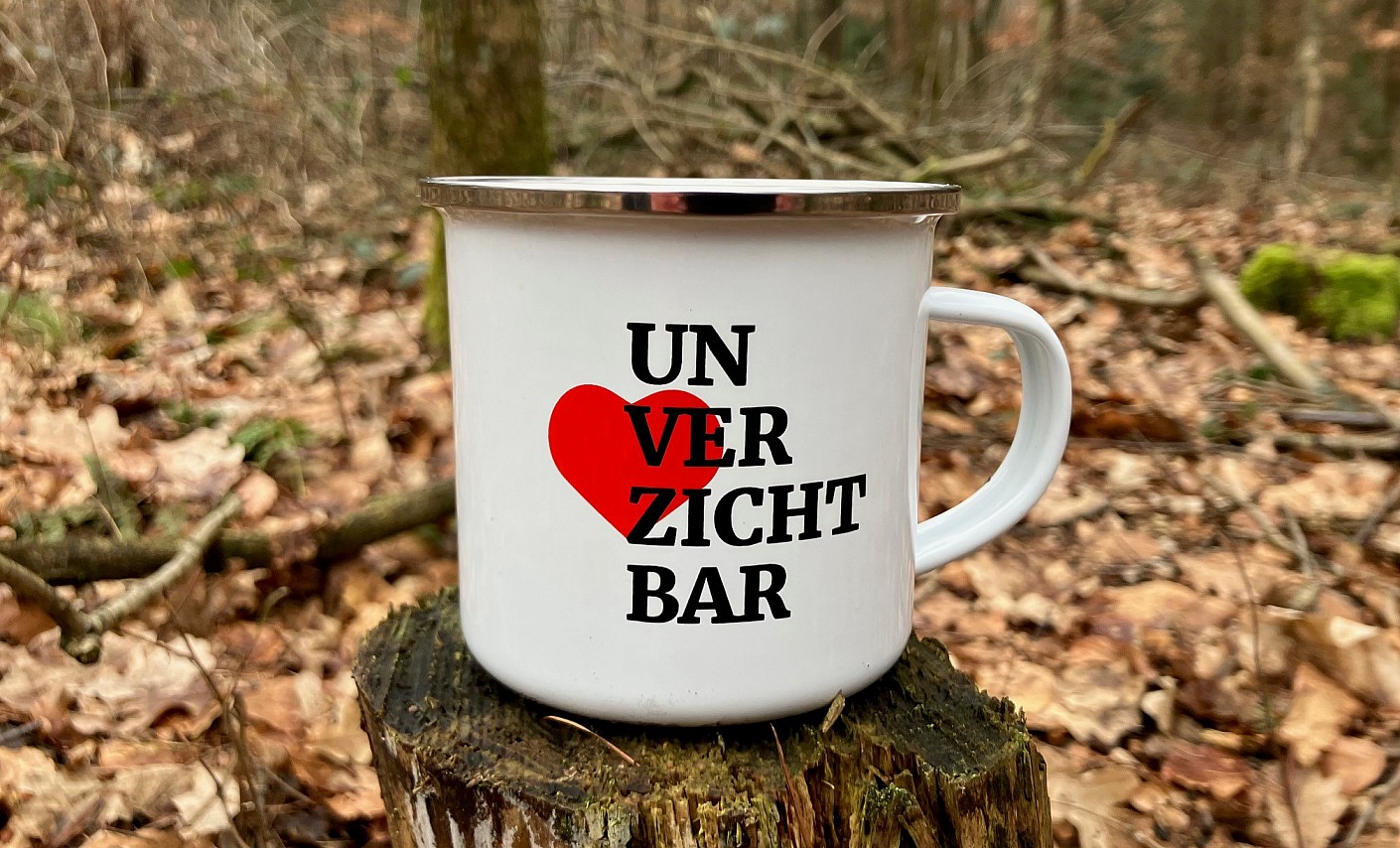 stillleben-tasse-unichallenge-unverzichtbar